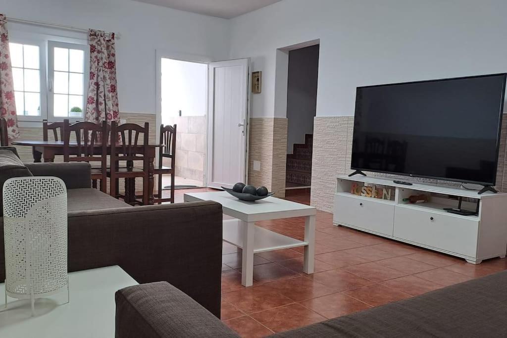 فيلا Casa Mar Y Lava إل جولفو المظهر الخارجي الصورة
